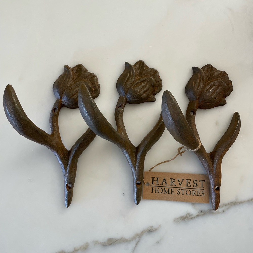 90’s Floral Wall Hooks